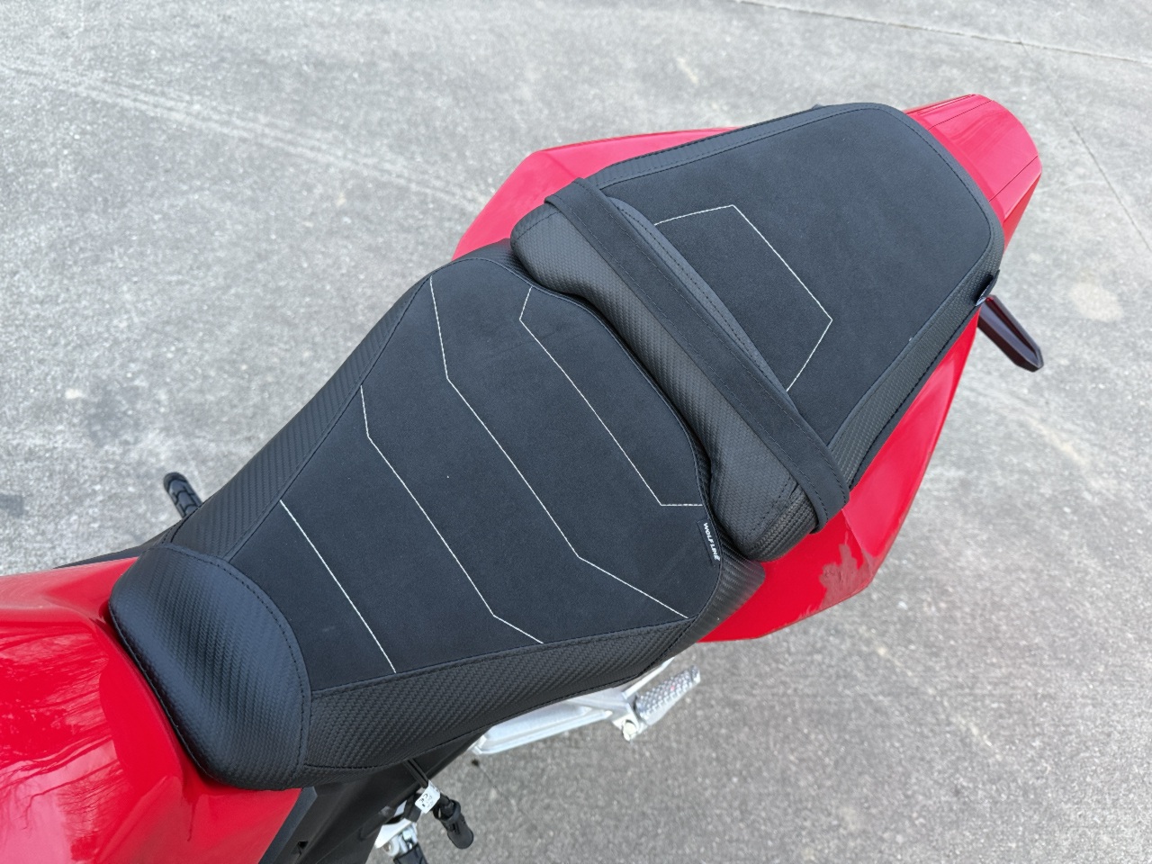 2025 Honda CBR650R E-CLUTCH